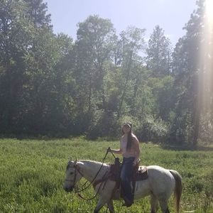 Meet your Posher, Kelsie